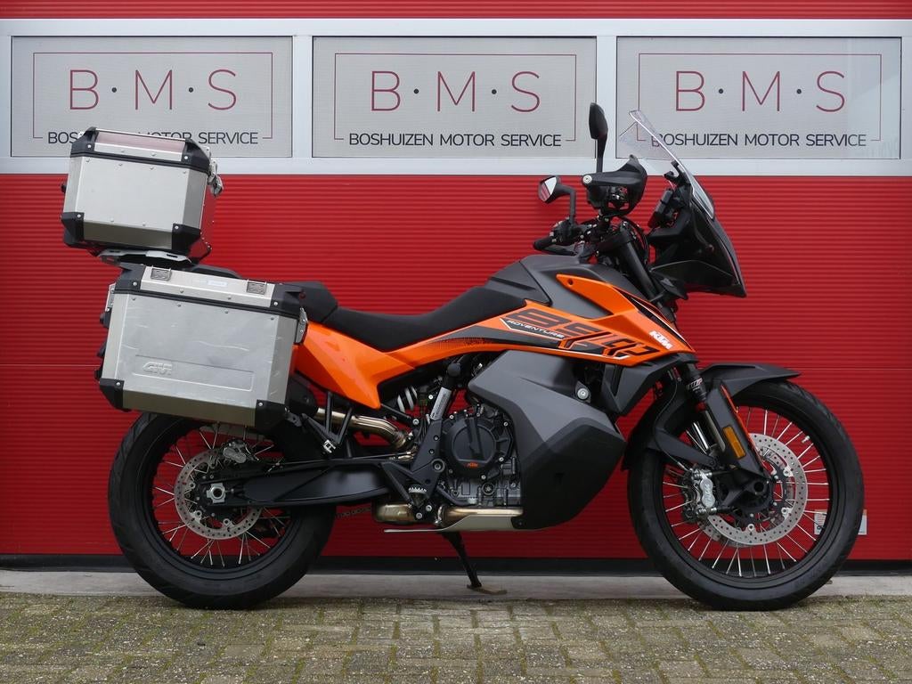 KTM 890 ADVENTURE (bj 2021), 2 cilinders, Motorrijbewijs A, Bedrijf, Onbekend