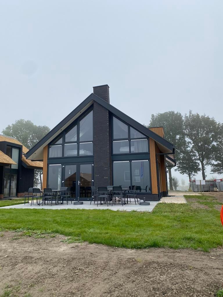Te huur  Luxe 10 p Villa 5 slaapk 2xBadk uitzicht Veluwemeer, 4 of meer slaapkamers, Rolstoelvriendelijk, Recreatiepark, Flevoland