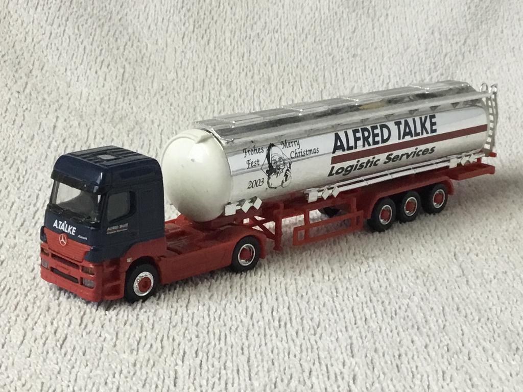 Diverse vrachtwagen s DAF FORD MAN Mercedes VOLVO, Hobby en Vrije tijd, Modelauto's | 1:87, Ophalen of Verzenden, Zo goed als nieuw