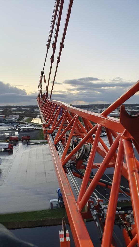 Allround Service Mobiele Toren- Hijskraan Werktuigen - ZZP