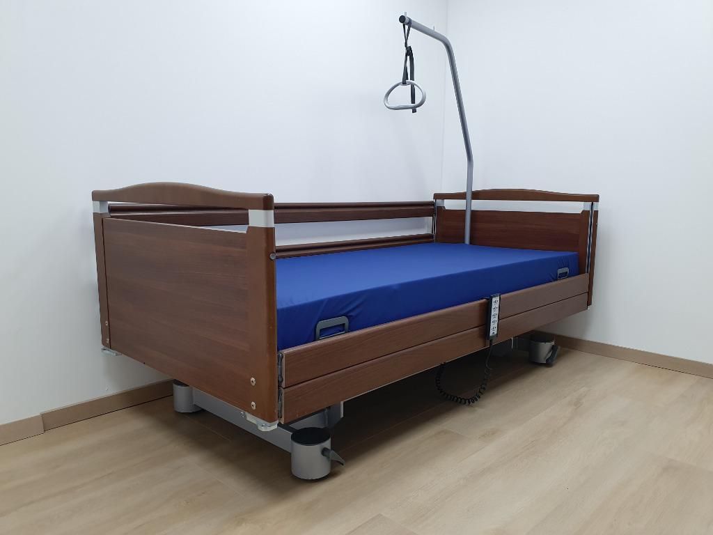 Hoog-laag bed van Stiegelmeijer  Gratis bezorgd en geplaatst, Thuiszorgbed Voordeel, Verstelbaar, 90 cm, Eenpersoons