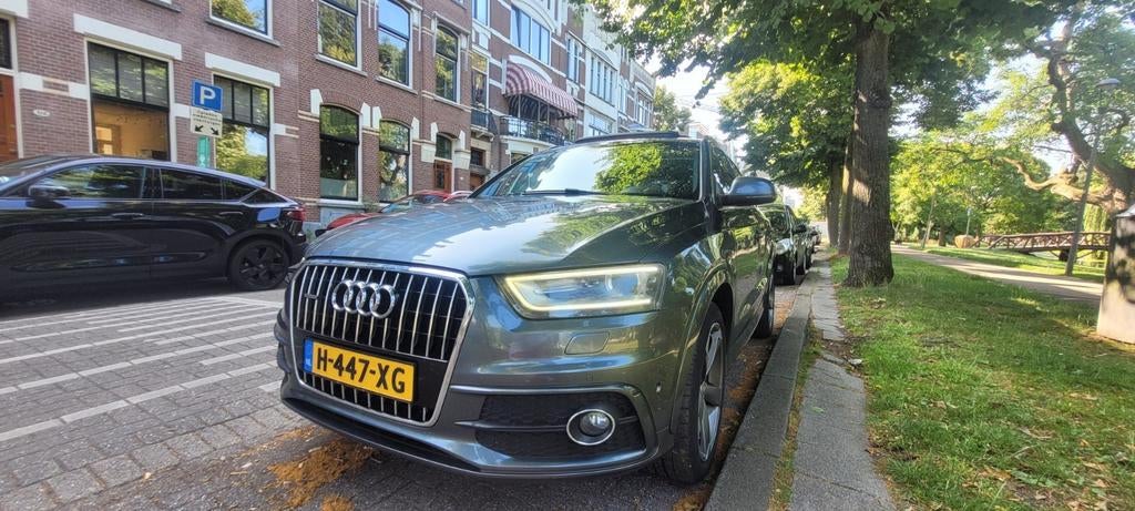 Audi Q3 2.0TFSI Quattro 155KW S-tron 2013 Grijs, Auto's, 4 cilinders, Vierwielaandrijving, 211 pk, SUV of Terreinwagen