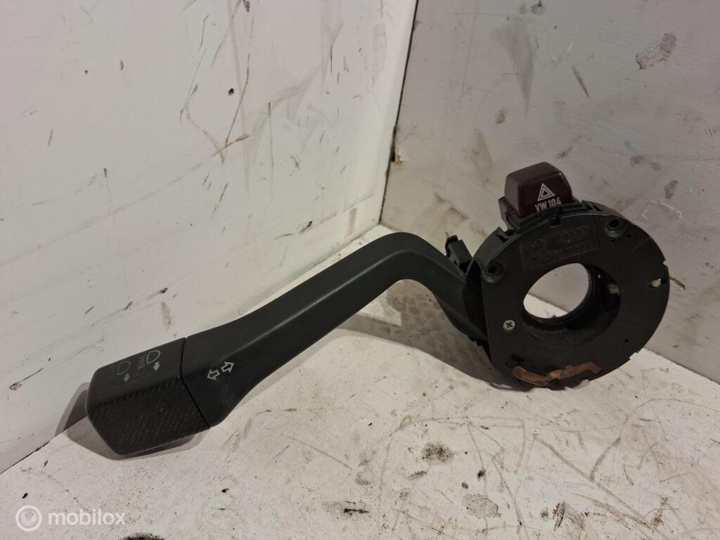 Knipperlichtschakelaar Vw Corrado 2.0 D0TSAEQC88S97, Auto-onderdelen, Gebruikt, Volkswagen, Ophalen of Verzenden, Volkswagen