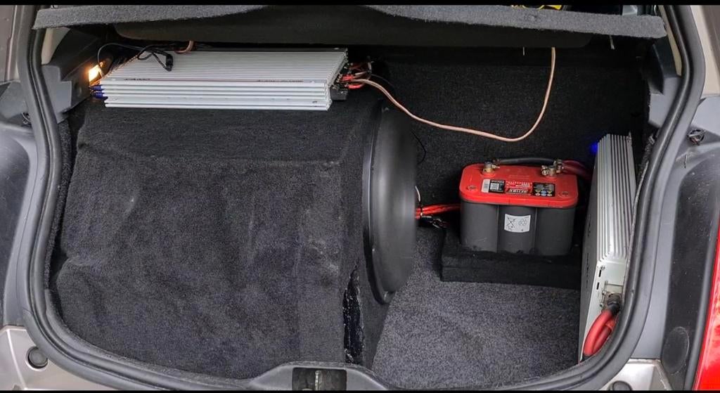 Subwooferbox Renault Megane 2 Hatchback, Auto diversen, Autospeakers, Gebruikt, Ophalen of Verzenden