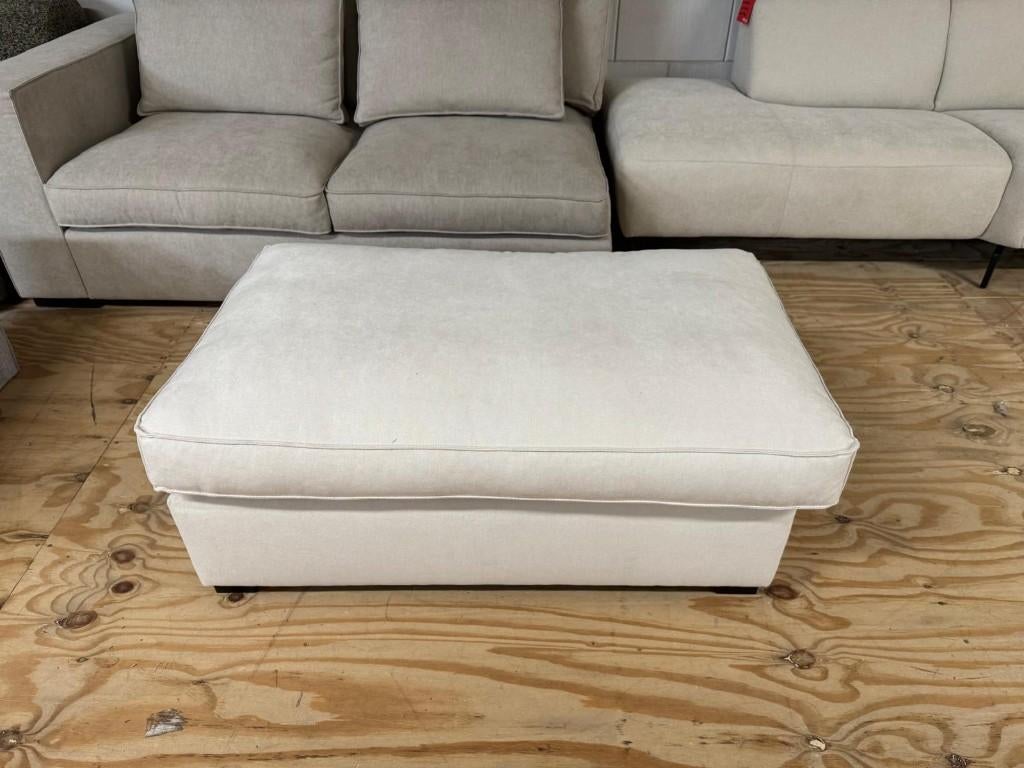 Hocker Annabelle l Whoon l Room108 l van €449,- voor €139,-, Ophalen, 75 tot 100 cm, Zo goed als nieuw, Stof