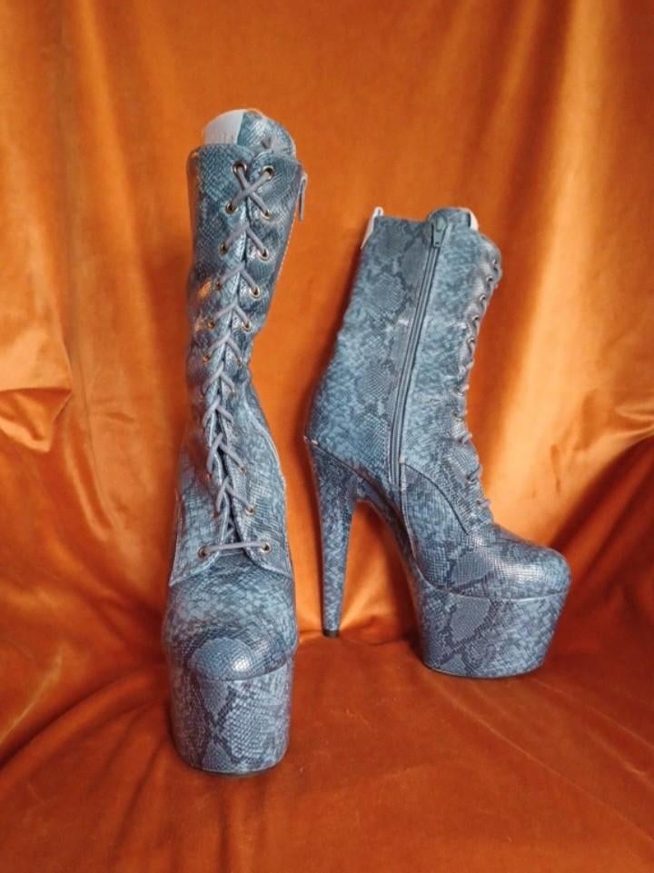 Hella High, Hoge laarzen, Blauw, Ophalen of Verzenden, Gedragen