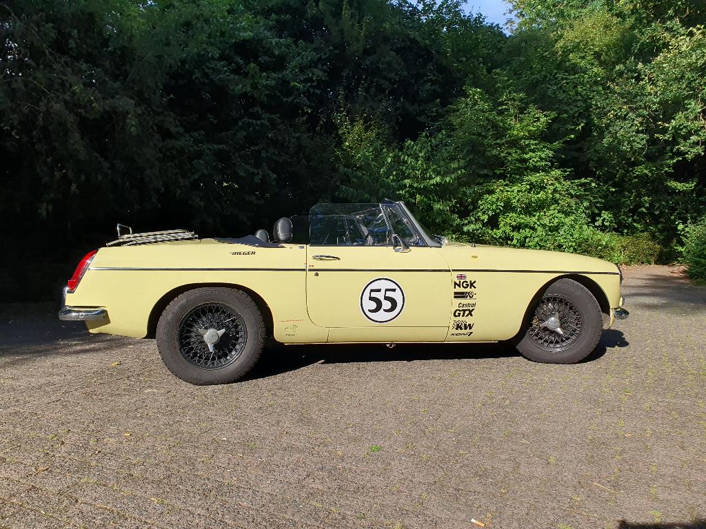 MGB ROADSTER 1.8 1968, Auto's, MG, Zwart, Cabriolet, Leder, Handgeschakeld