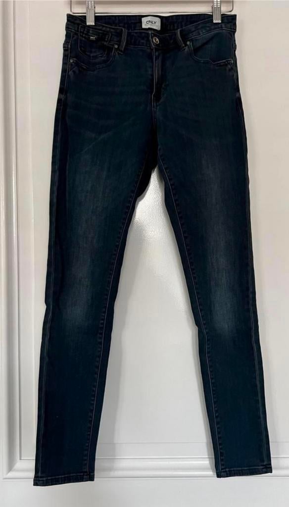 Only skinny jeans carmen, donkerblauw met stretch, Ophalen of Verzenden, Zo goed als nieuw, Blauw, W28 - W29 (confectie 36)