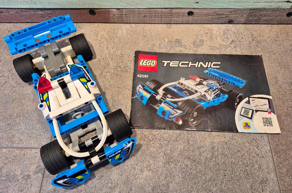 Lego 42091 - Politie achtervolging, Kinderen en Baby's, Speelgoed | Duplo en Lego, Ophalen of Verzenden, Zo goed als nieuw, Complete set