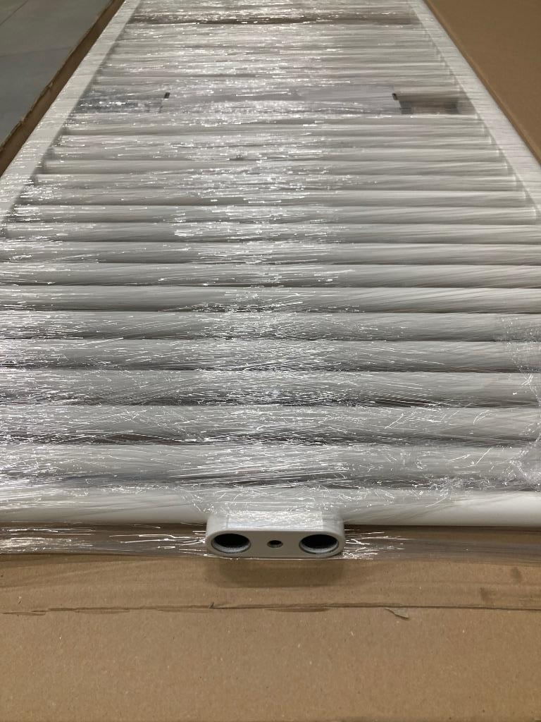 Vasco Iris HDM-A designradiator 696 hoog x 750 breed WIT, Doe-het-zelf en Verbouw, 30 tot 80 cm, Radiator, Nieuw, Ophalen of Verzenden