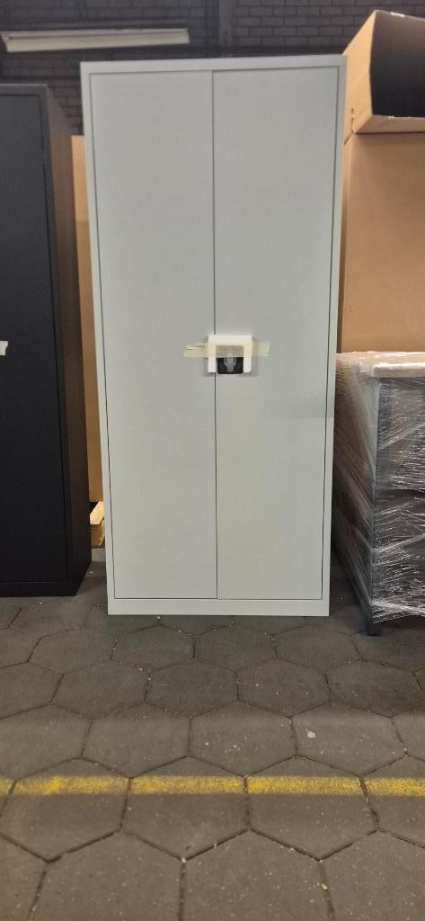 Archiefkast kast kantoorkast nieuw in doos grijs 180 hoog, Huis en Inrichting, Kasten | Roldeurkasten en Archiefkasten, Ophalen