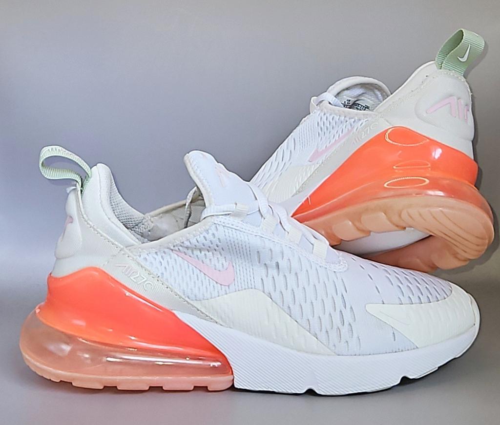 Nike Air Max 270 Maat: 38, Ophalen of Verzenden, Zo goed als nieuw, Sneakers of Gympen