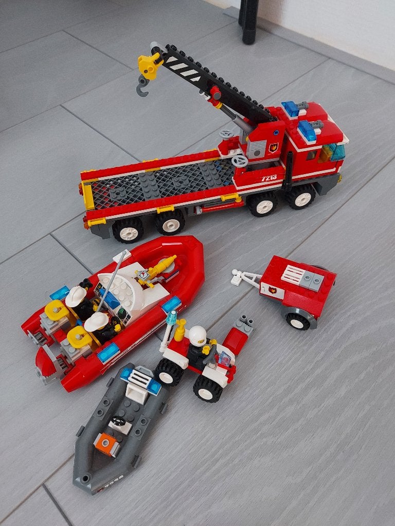 Lego grote brandweerauto met bootje, Lego, Ophalen of Verzenden, Complete set, City