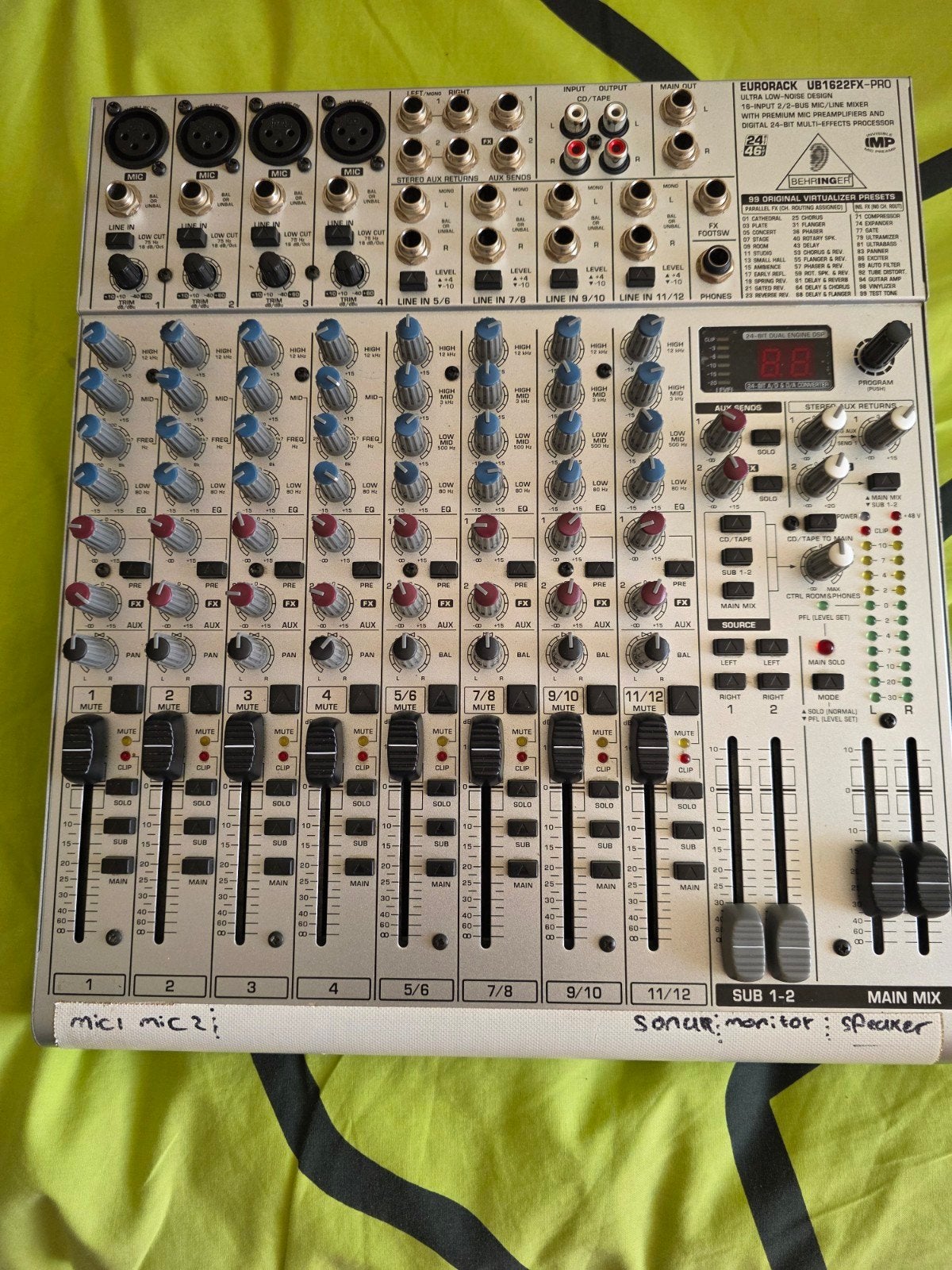 Behringer Eurorack UB1622FX-PRO Mengpaneel, Ophalen of Verzenden, Gebruikt, 10 tot 20 kanalen, Microfooningang