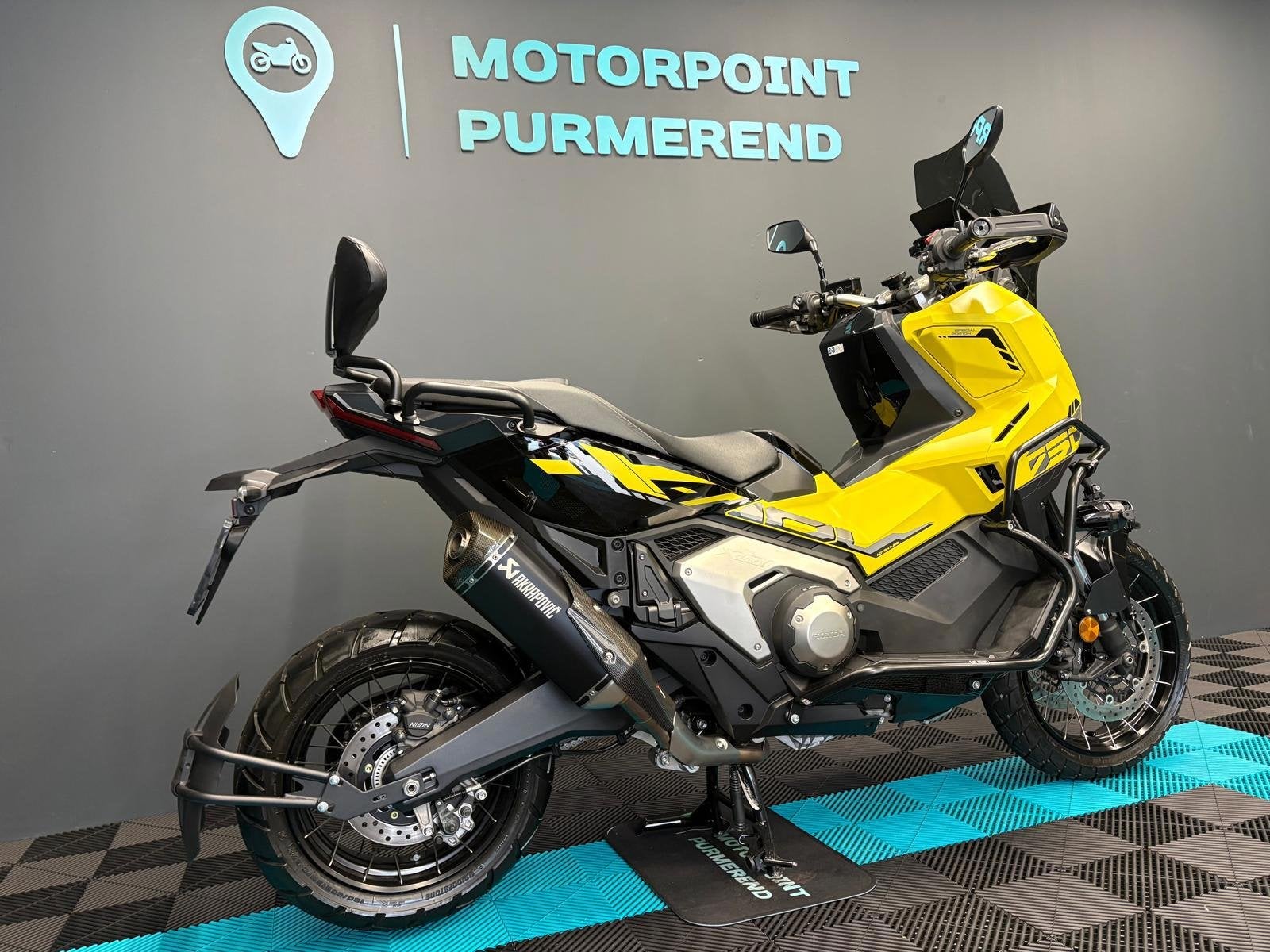 Honda X-ADV 750 | XADV 750 | BTW MOTOR | Full option | AKRA, Traction Control, Scooter, 745 cc, Bedrijf