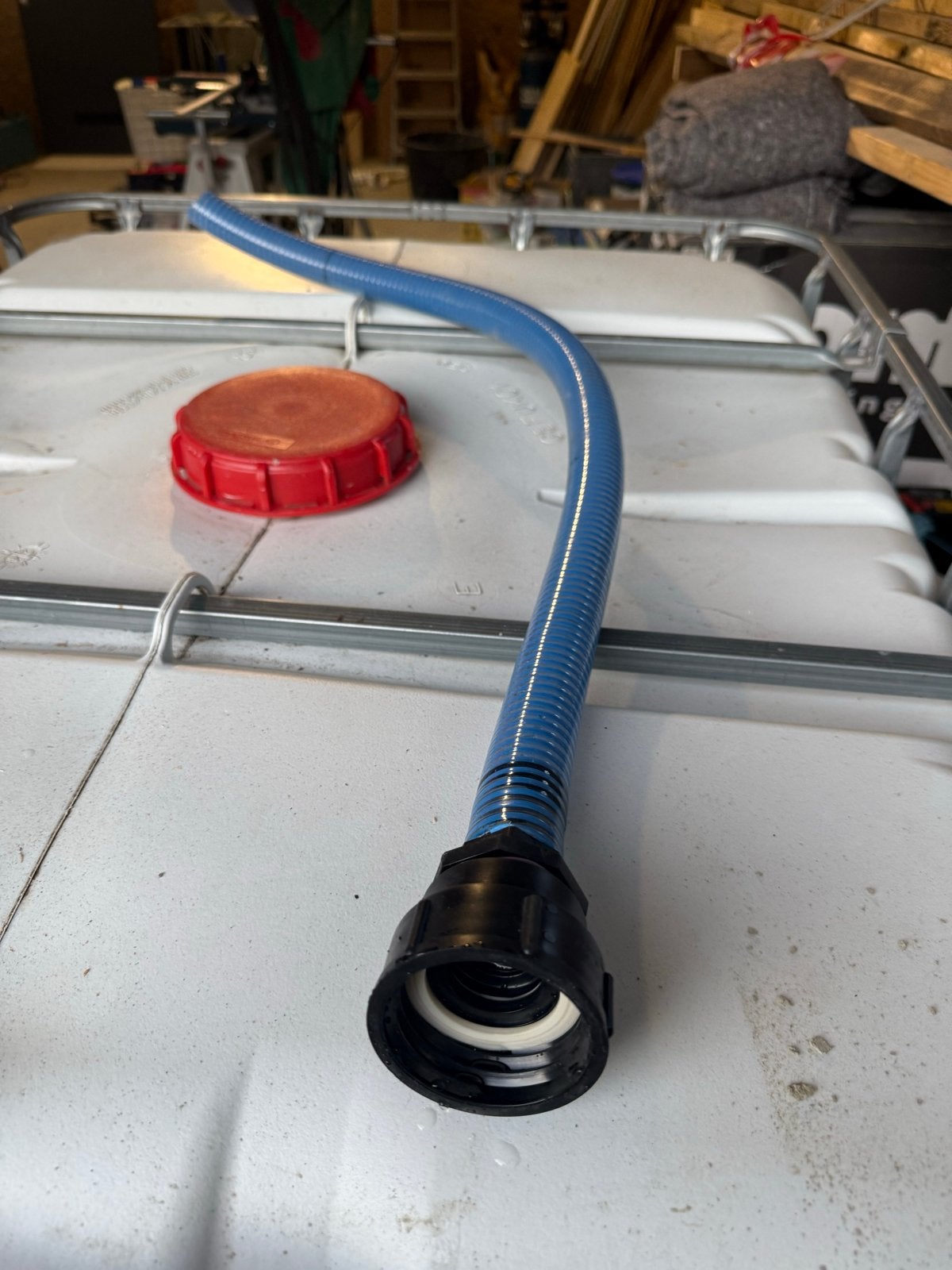 Drinkwater IBC met slang 32mm - Zo goed als nieuw, 150 liter of meer, Ophalen, Zo goed als nieuw, Kunststof