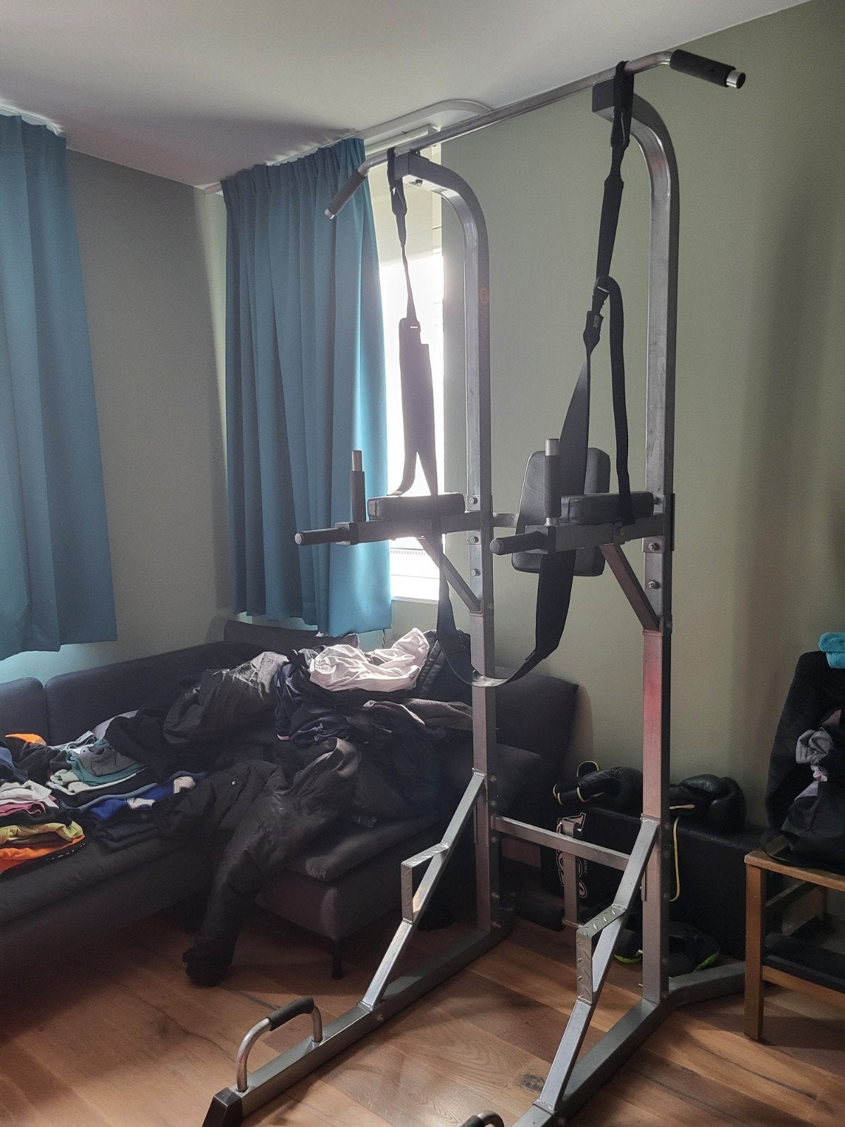 Power Tower Met Assistentieband, Sport en Fitness, Ophalen, Zo goed als nieuw, Benen, Overige typen