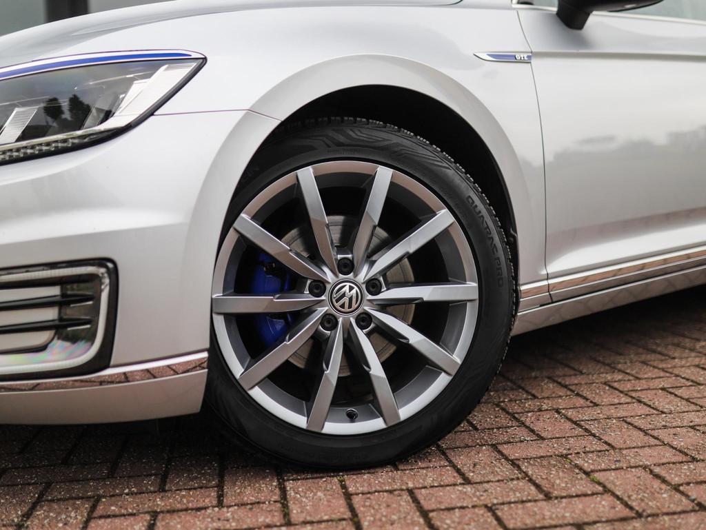 Volkswagen Passat Variant 1.4 TSI GTE Connected Series | Tre, Stof, Gebruikt, 4 cilinders, Hybride Elektrisch/Benzine
