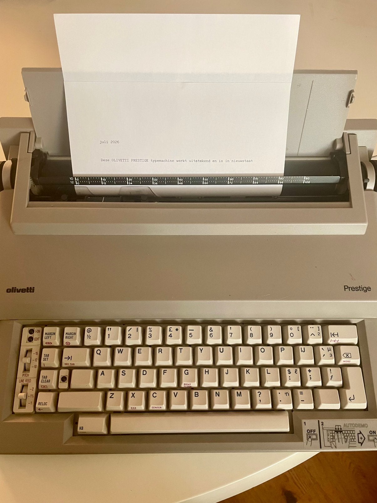 Olivetti Prestige electrische typemachine in nieuwstaat, Ophalen, Zo goed als nieuw