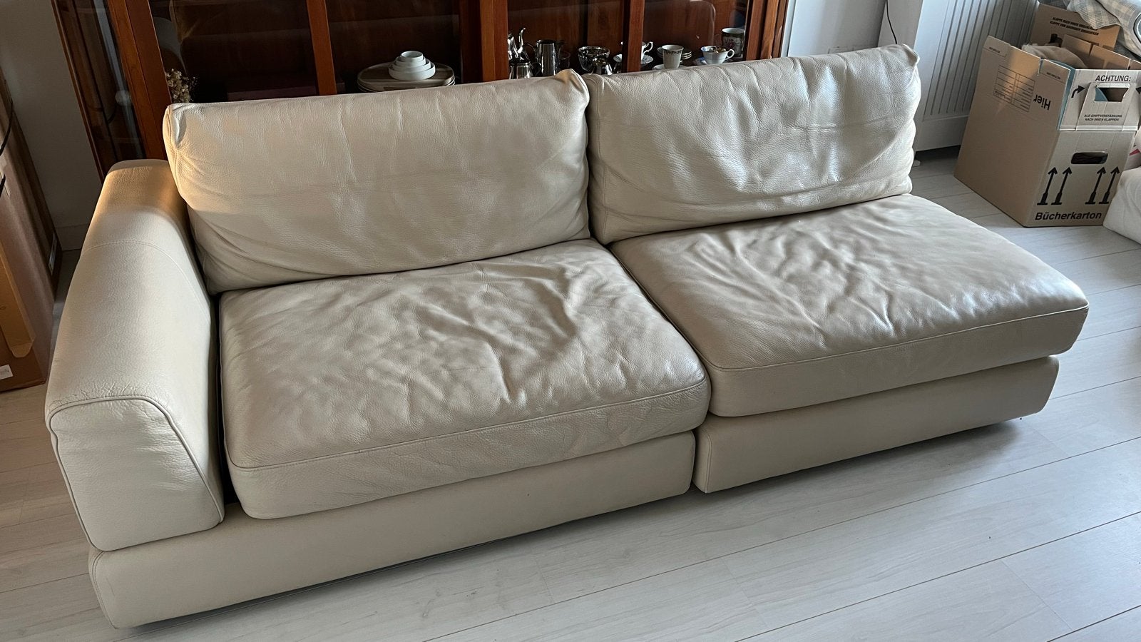 Natuzzi Leren Bank - Comfortabele Couch leather beige, Huis en Inrichting, Banken | Bankstellen, Ophalen, Gebruikt, Driepersoons