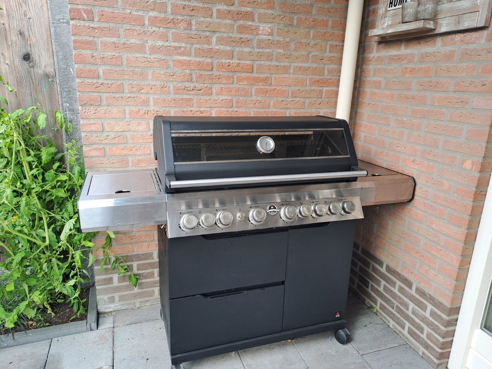 Jamestown Grill Gasbarbecue met zijbrander en draaispit, Ophalen of Verzenden, Gebruikt, Jamestown Grill