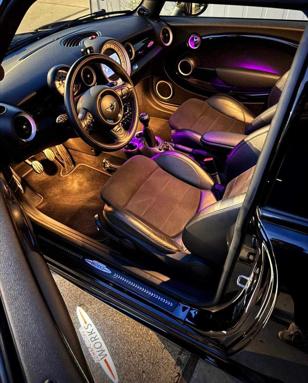 Mini 1.6 Cooper S 2014 Zwart, Zwart, 4 cilinders, 4 stoelen, Handgeschakeld