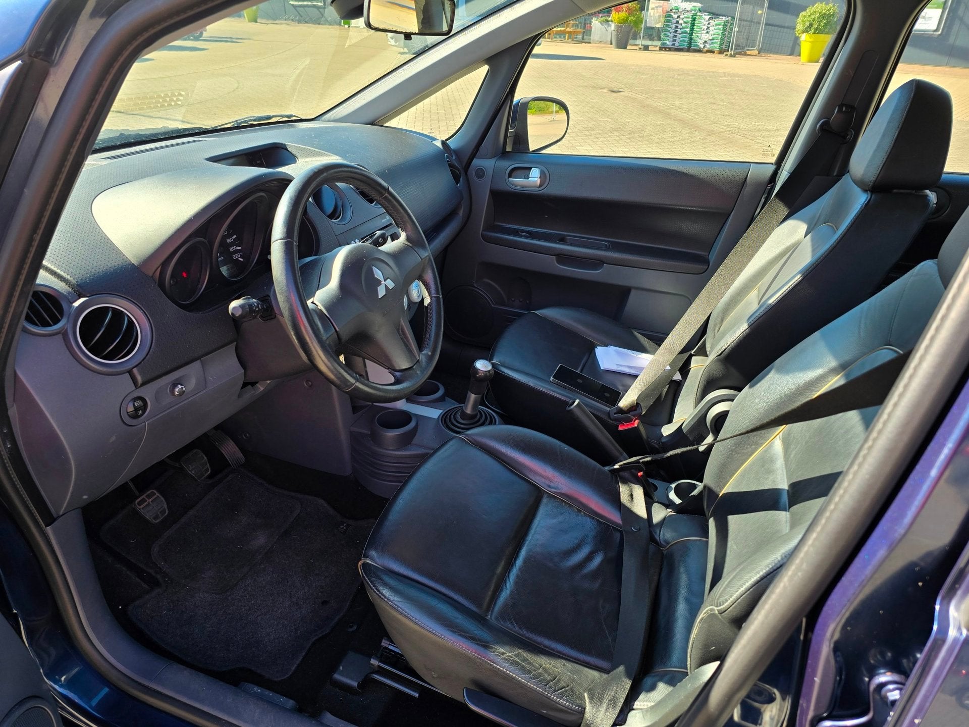 Mitsubishi Colt 1.5 Instyle LEEE/airco *apk:09-2027*, Auto's, Voorwielaandrijving, 4 cilinders, 965 kg, Blauw