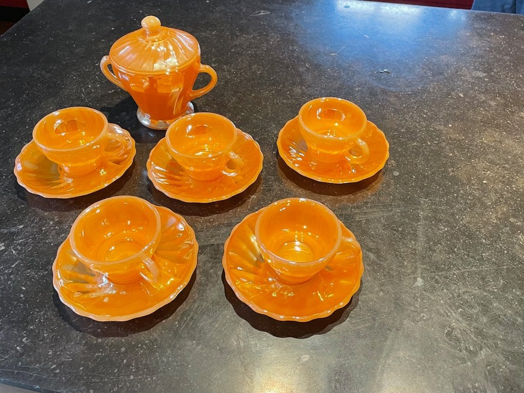Anchor Hocking Fire King Peach Luster servies met suikerpot, Overige merken, Vintage, Ophalen of Verzenden, Kop(pen) en/of Schotel(s)