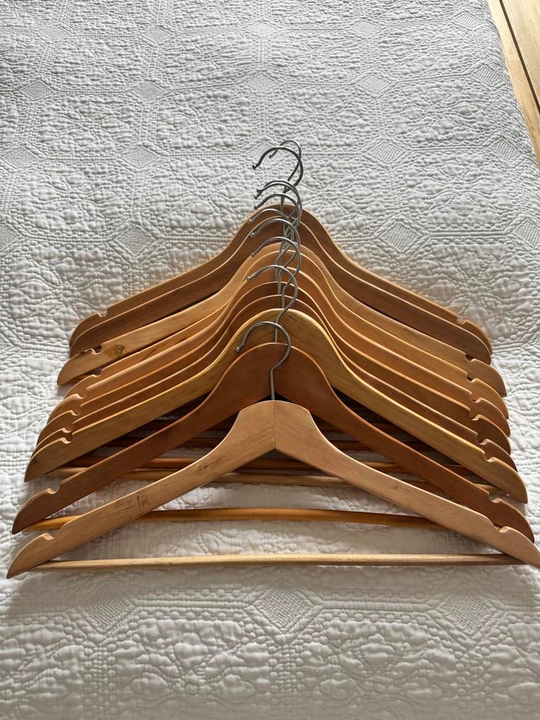 Houten kledinghangers, Kleding | Dames, Kledinghangers, Ophalen, Gebruikt, Hout, Volwassenen