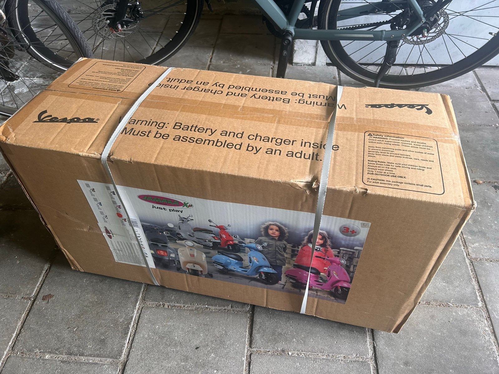 Vespa GTS 125 Kinderscooter Rood - Splinternieuw!, Kinderen en Baby's, Ophalen, Nieuw, Overige typen