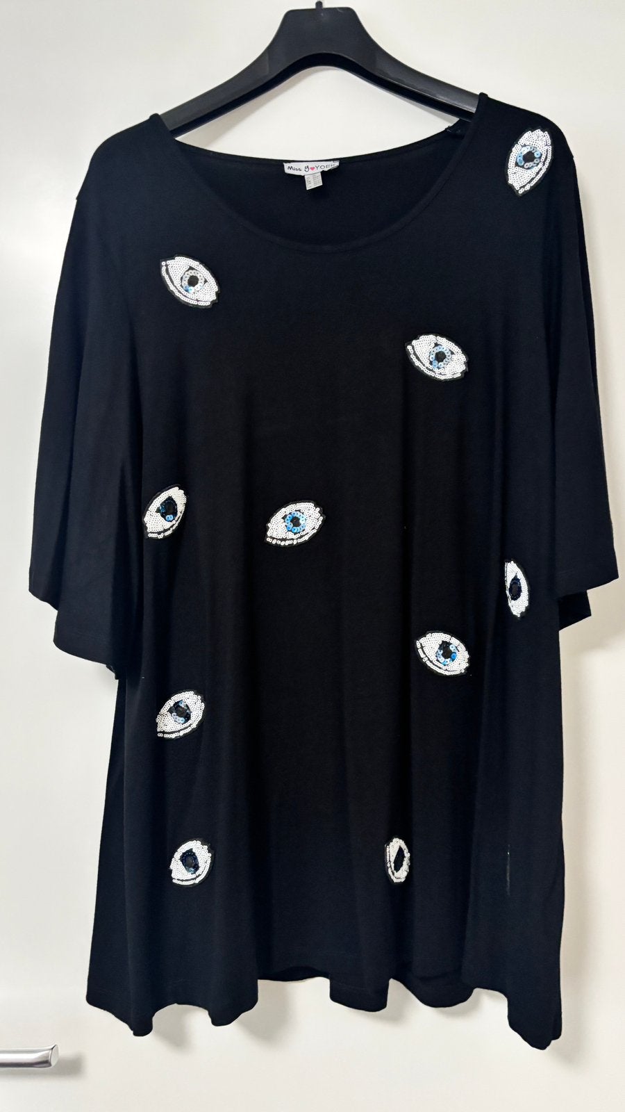 Yoek zwart t-shirt met pailletten maat 50/52, Ophalen of Verzenden, Zo goed als nieuw, Zwart, Shirt of Top