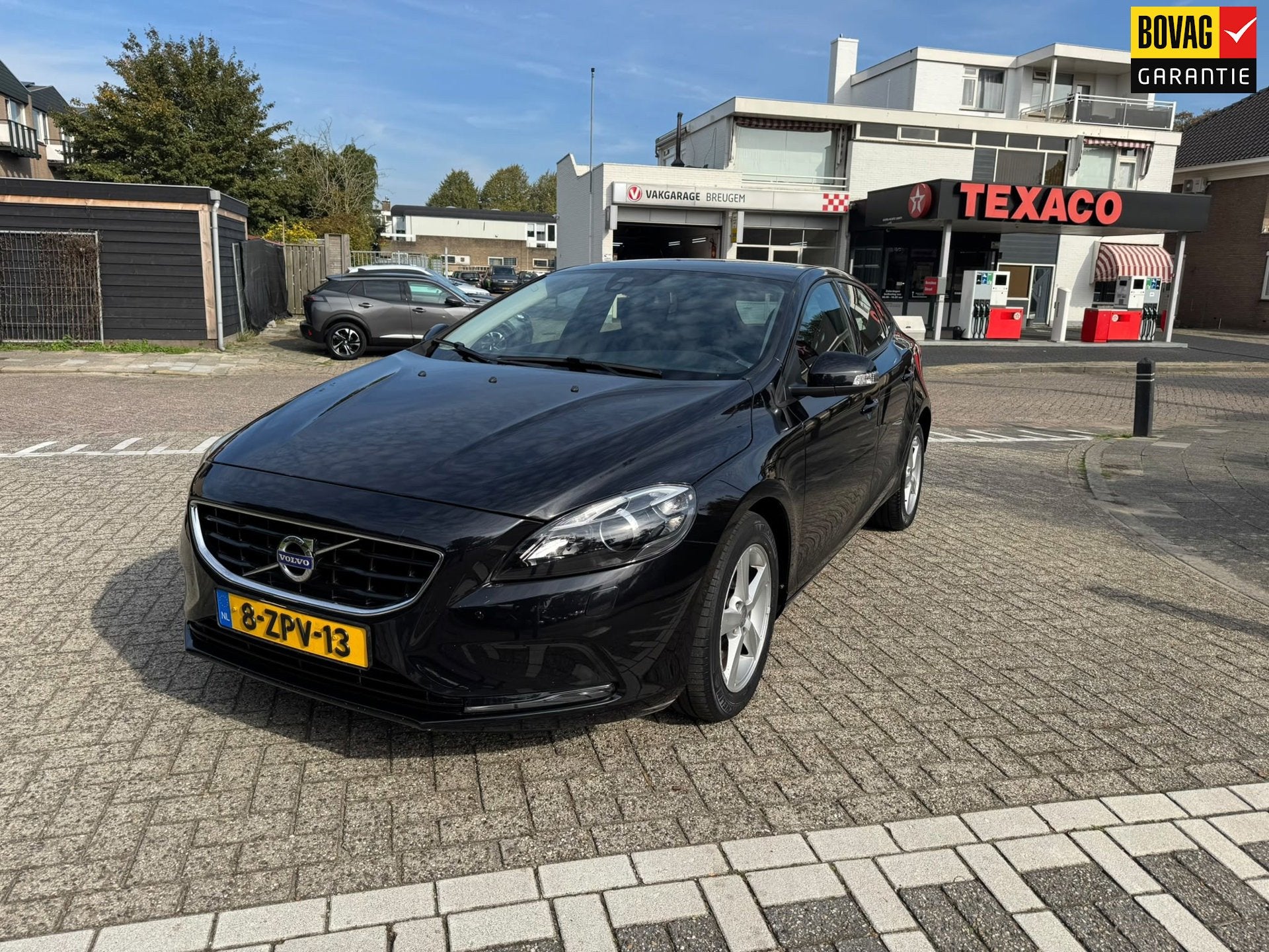 Volvo V40 1.6 T2 Summum, Auto's, Gebruikt, Zwart, 4 cilinders, Zwart