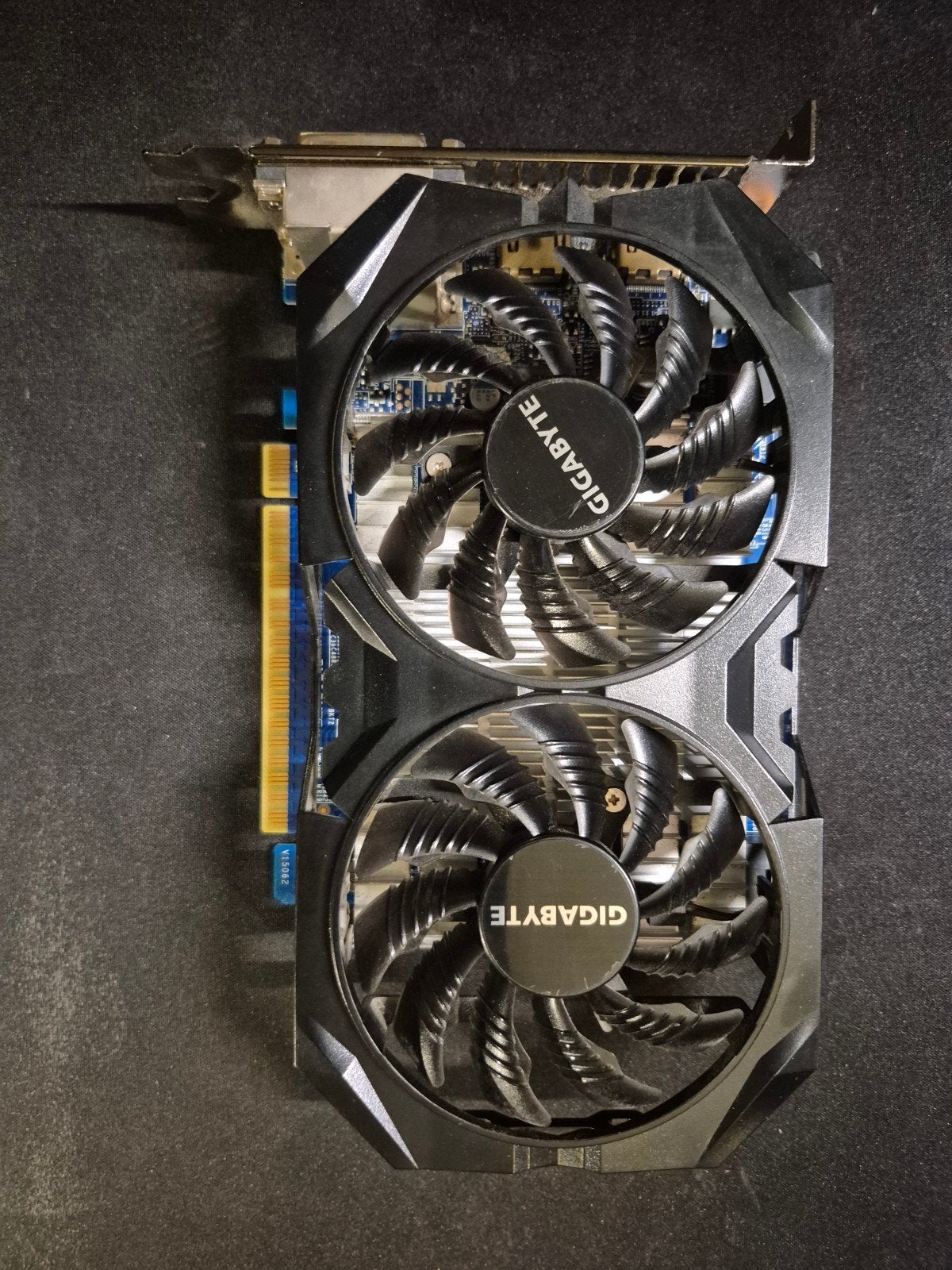 Gigabyte Geforce videokaart voor oudere games/OS, PCI-Express 3, Gebruikt, Verzenden, GDDR5