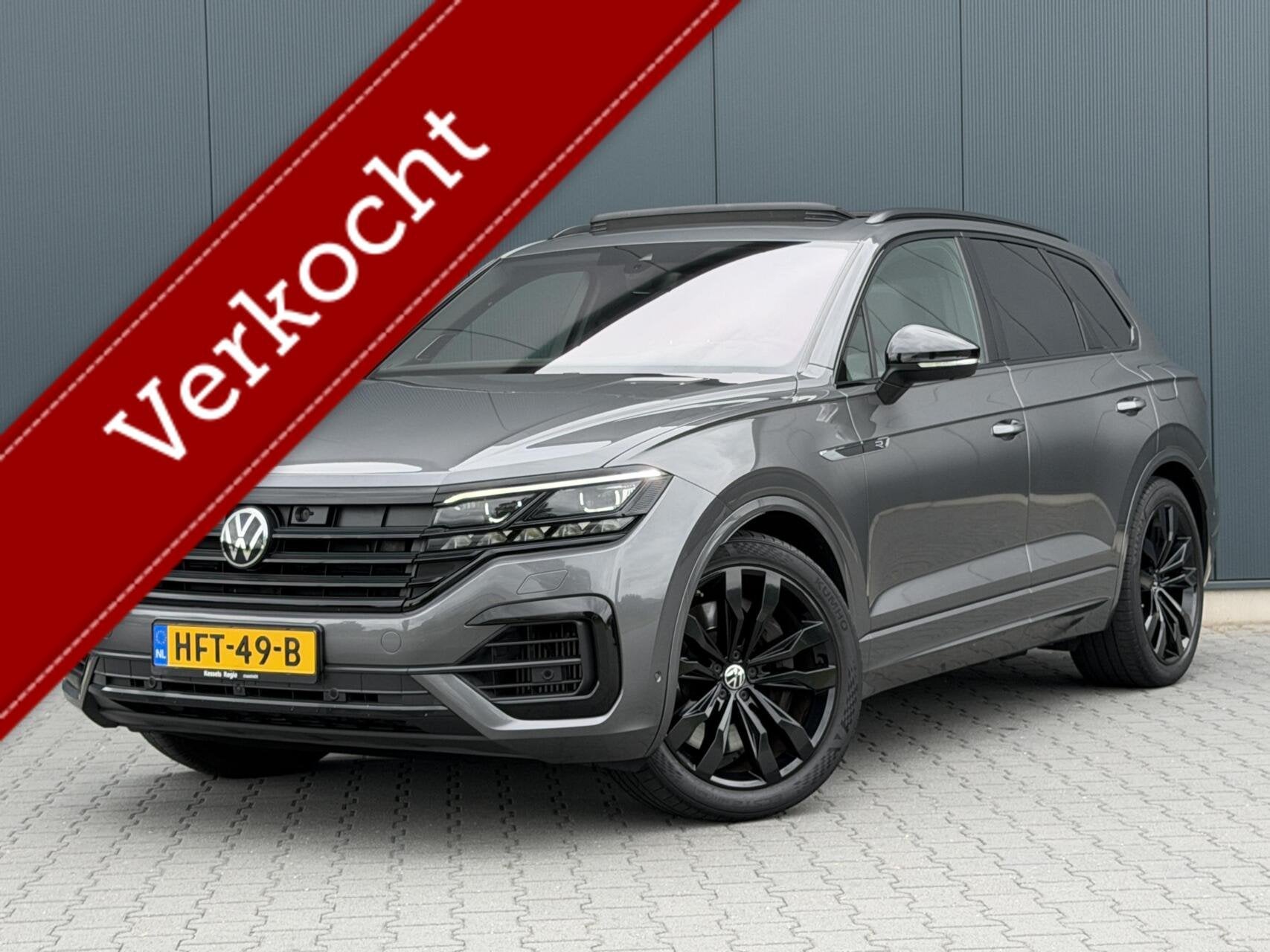 Volkswagen Touareg 3.0 TSI 4MOTION R Pano - Hud - Nachtzicht, Automaat, Gebruikt, 2995 cc, 462 pk