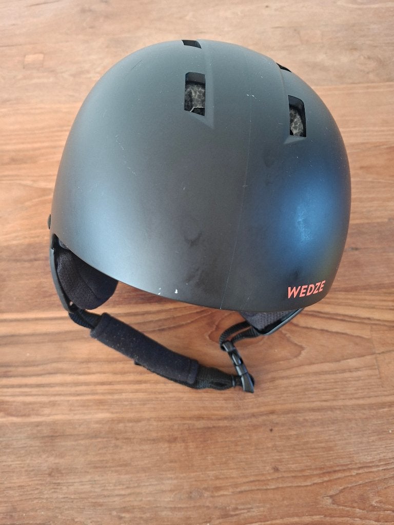 Wedze ski helmet kids black, Sport en Fitness, Gebruikt, Overige typen, Skiën, Minder dan 100 cm