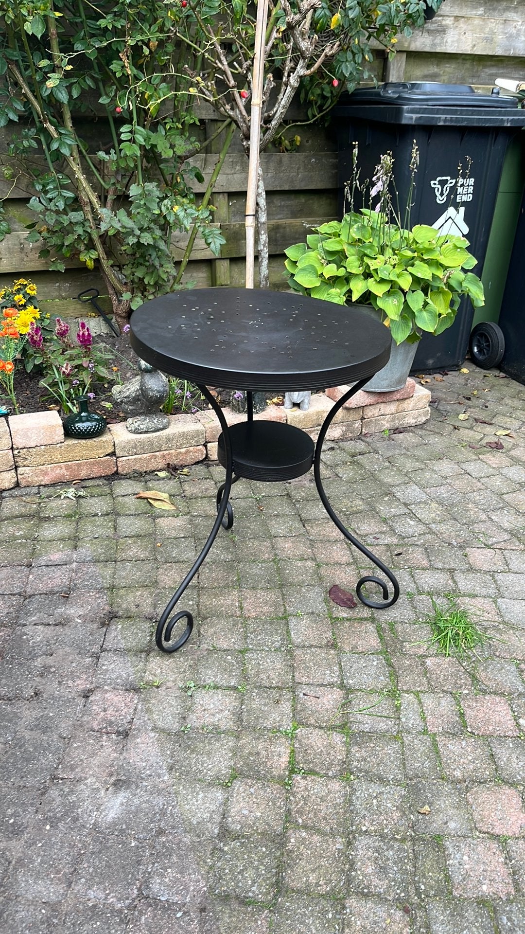 Bijzettafel, Tuin en Terras, Ophalen, Zo goed als nieuw, Rechthoekig, Metaal