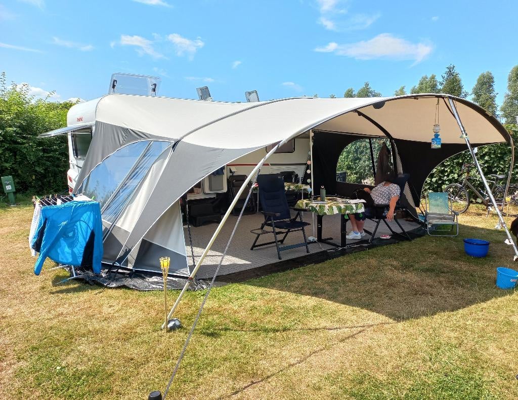 Complete caravan 2022 voor long en short breaks :), Rondzit, Particulier, Tot en met 4, 1500 - 2000 kg