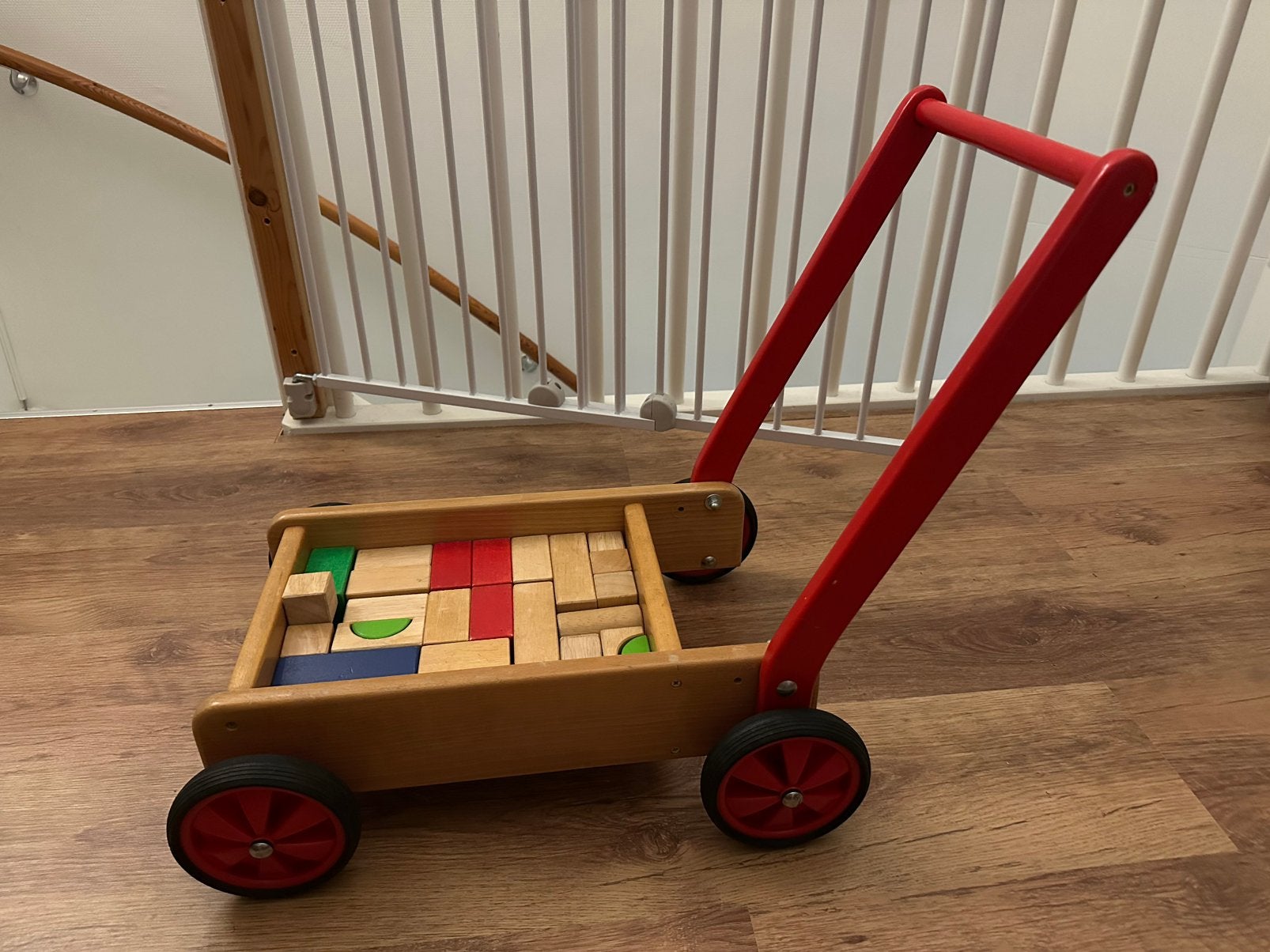 Loopwagen met blokken, Kinderen en Baby's, Speelgoed | Houten speelgoed, Ophalen, Gebruikt, Duw- of Trekspeelgoed