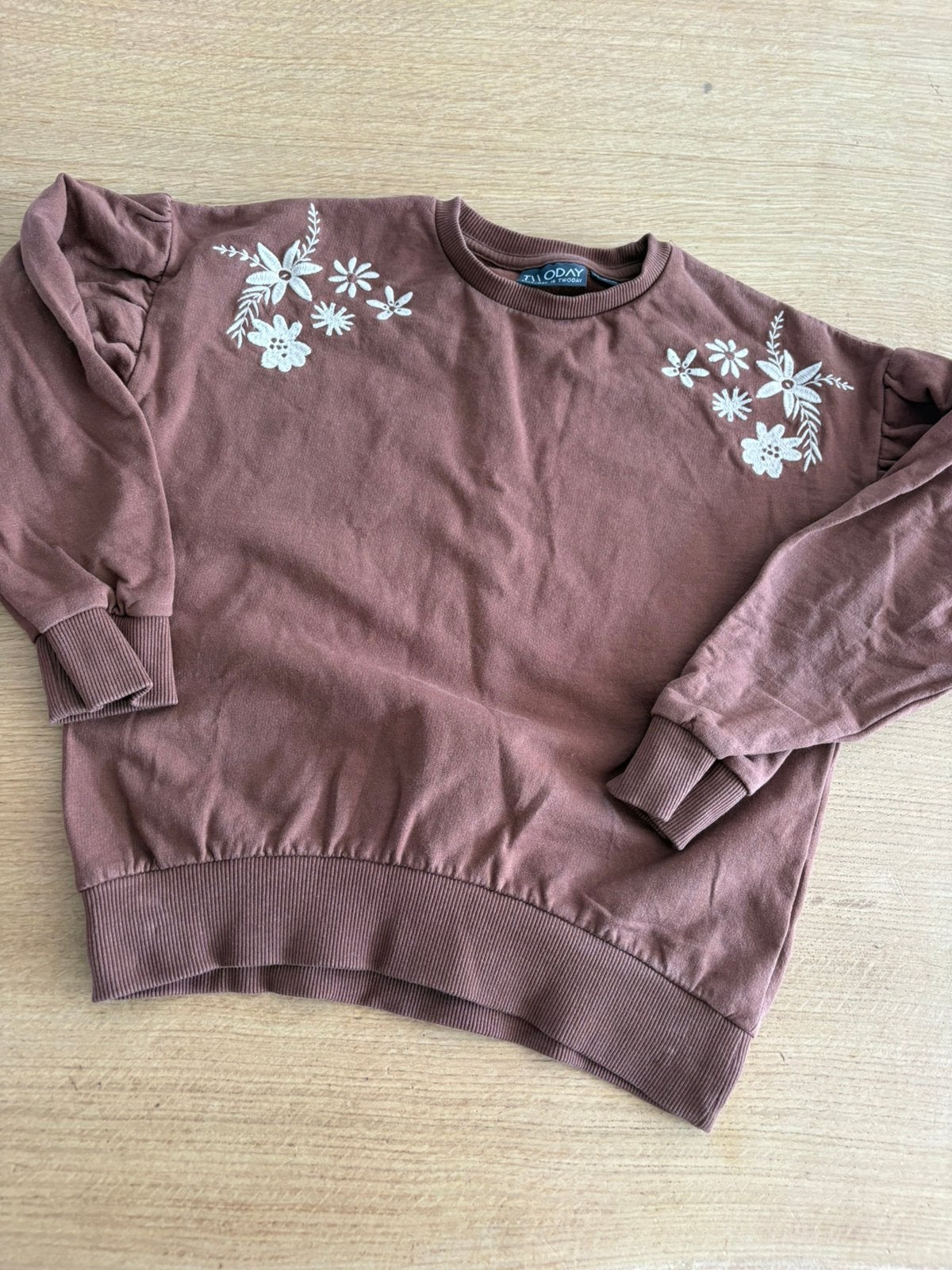 Nieuwe sweater, maat 134 / 140, Ophalen of Verzenden, Nieuw, Meisje, Trui of Vest
