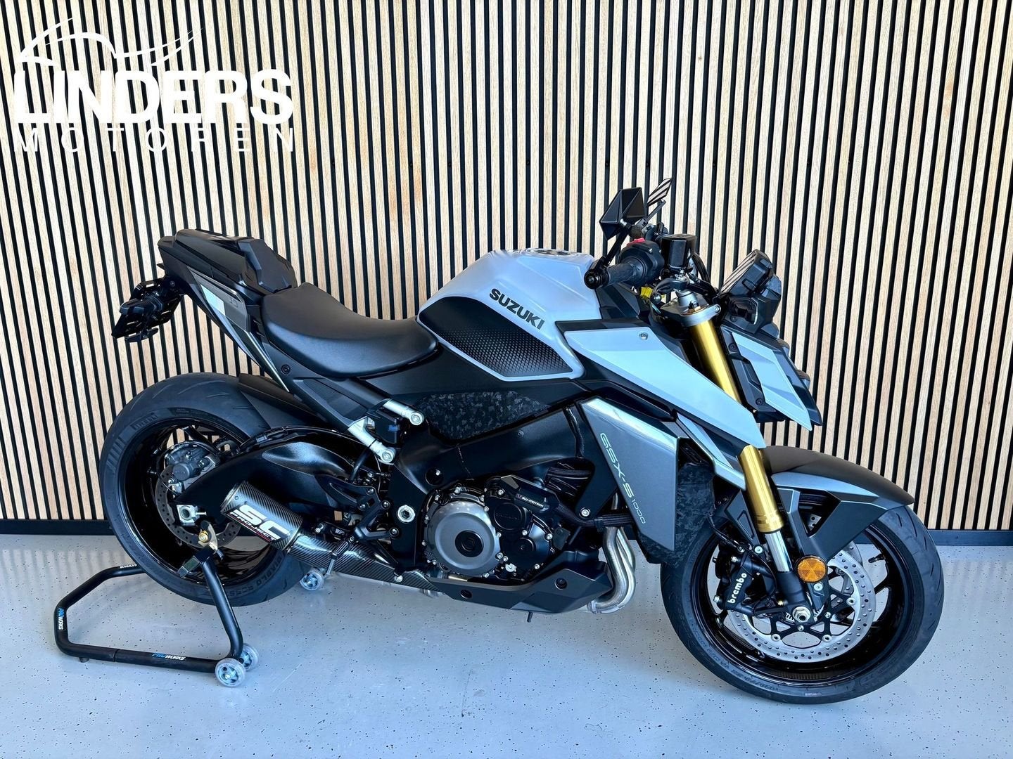 SUZUKI GSX-S 1000 SC-project (bj 2023), Motoren, SUZUKI, 4 cilinders, Motorrijbewijs A, Bedrijf