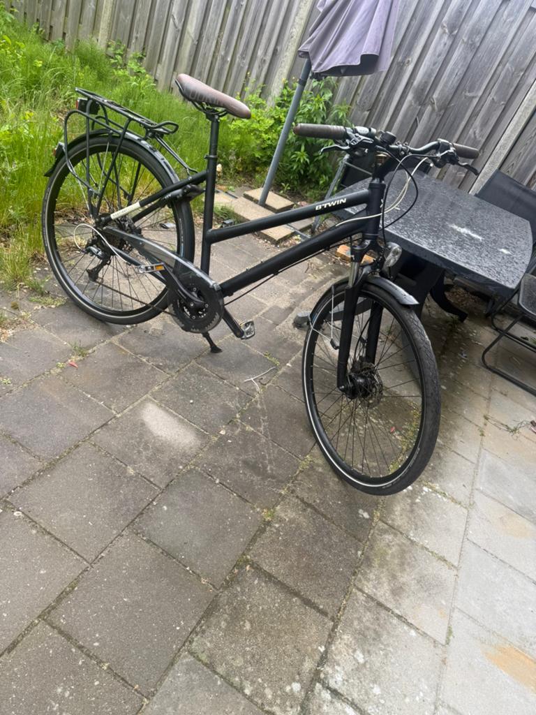 B’Twin Hoprider 900 (L), Fietsen en Brommers, Fietsen | Dames | Sportfietsen en Toerfietsen, Ophalen of Verzenden, Zo goed als nieuw
