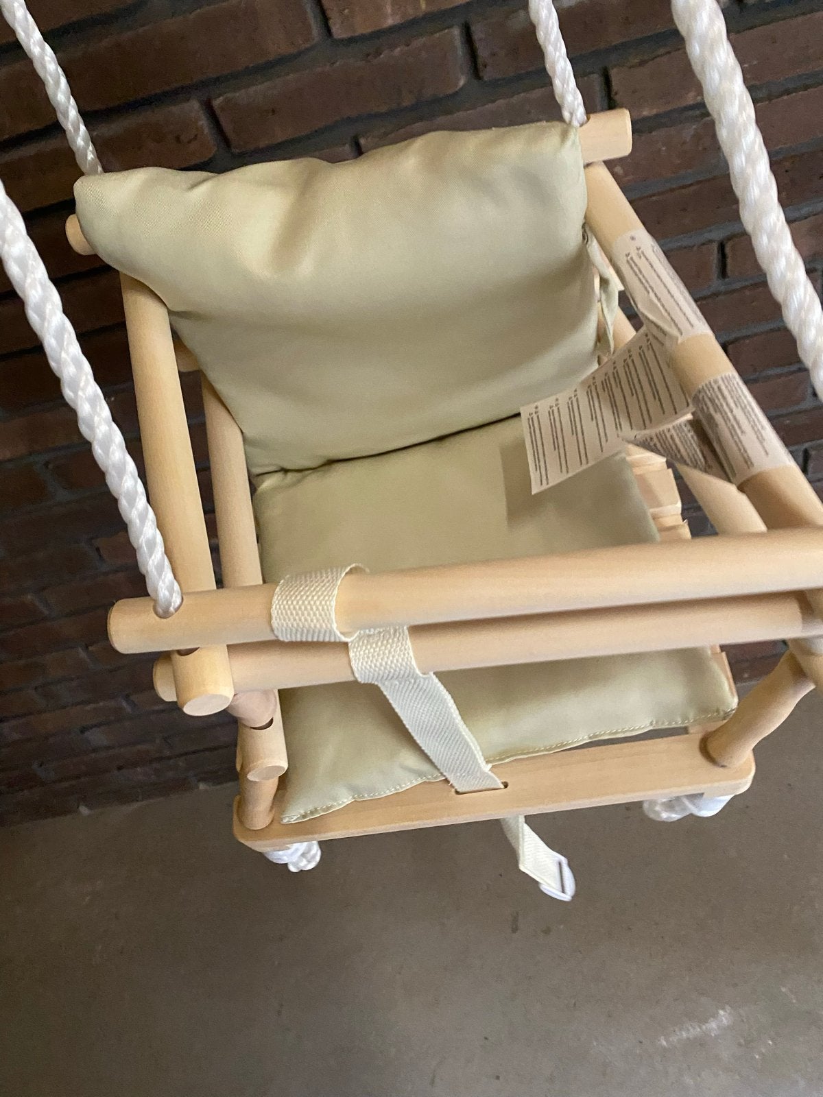 Houten babyschommel met kussen en bevestigingshaak, Ophalen of Verzenden, Nieuw, Schommel, Aanbouwonderdeel