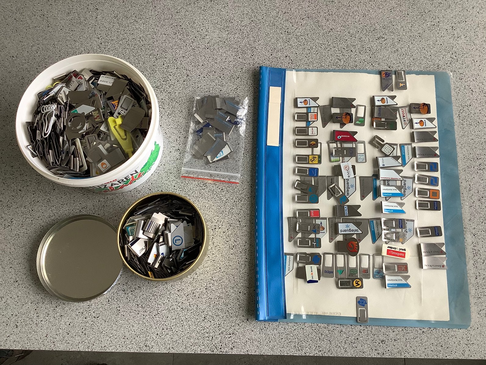Paperclips, Verzamelen, Speldjes, Pins en Buttons, Ophalen, Gebruikt, Overige onderwerpen