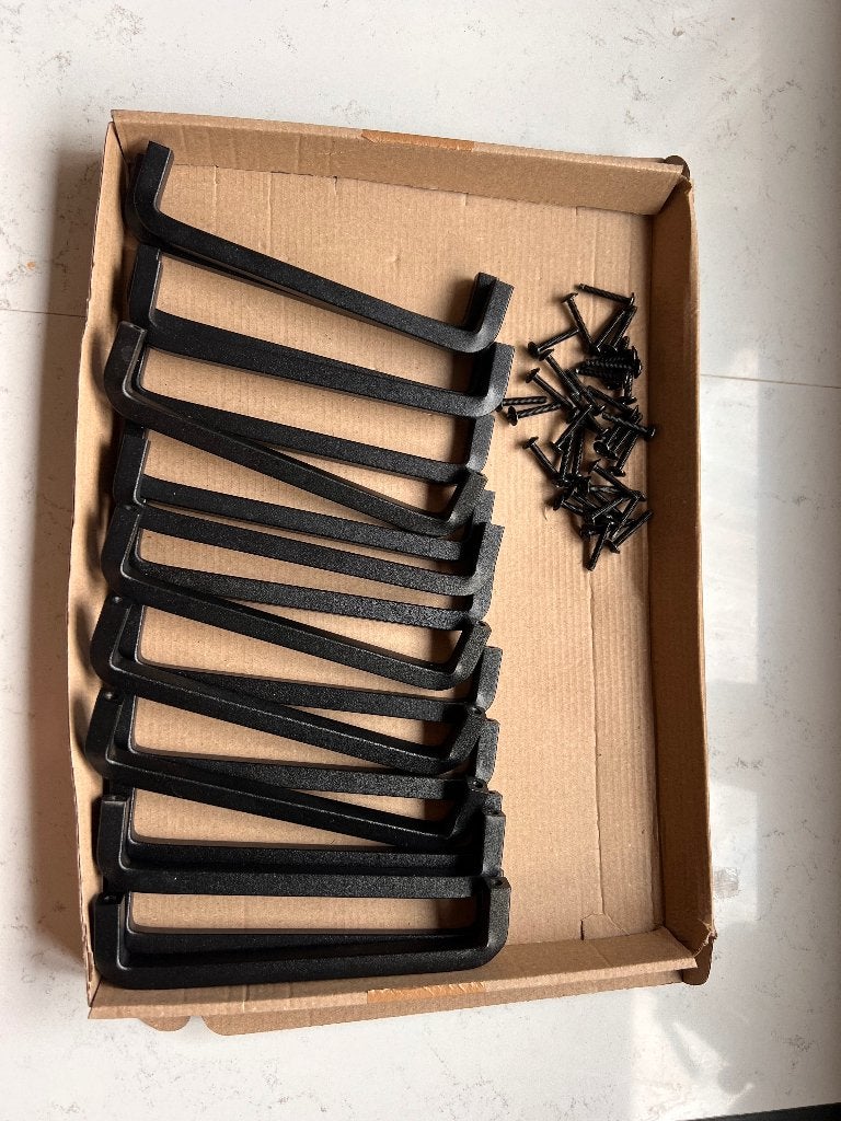 18 x Zwarte handgrepen kast 160mm, Ophalen of Verzenden, Zo goed als nieuw