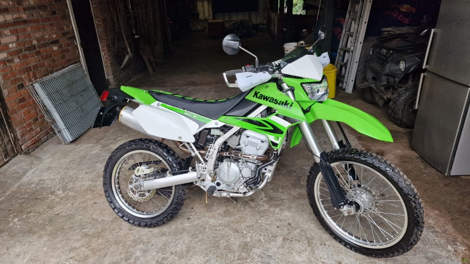 Te koop Kawasaki KLX 250 in prijs verlaagd!!, Motoren, Motoren | Kawasaki, Bedrijf, Enduro, Ophalen