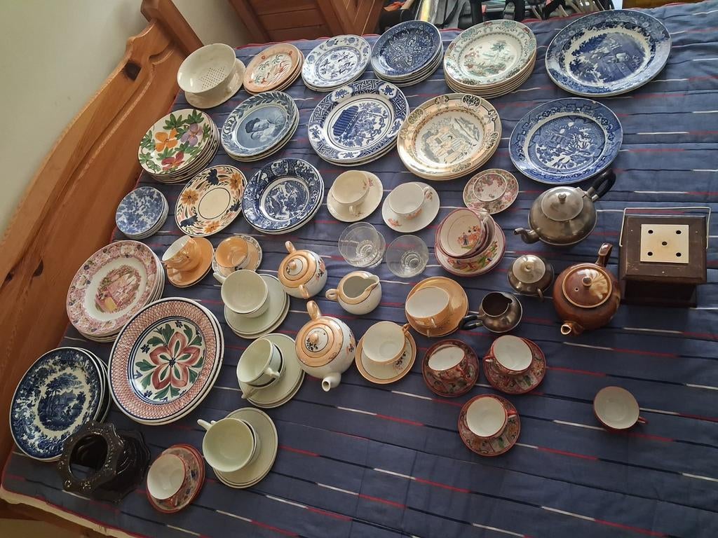 Grote verzameling serviesgoed, Ophalen of Verzenden