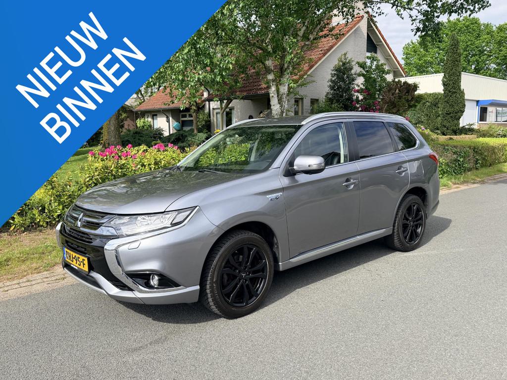Mitsubishi Outlander 2.0 PHEV 203PK Prestige•Automaat•Le, Auto's, Mitsubishi, Bedrijf, Te koop, Outlander, 360° camera, 4x4, ABS