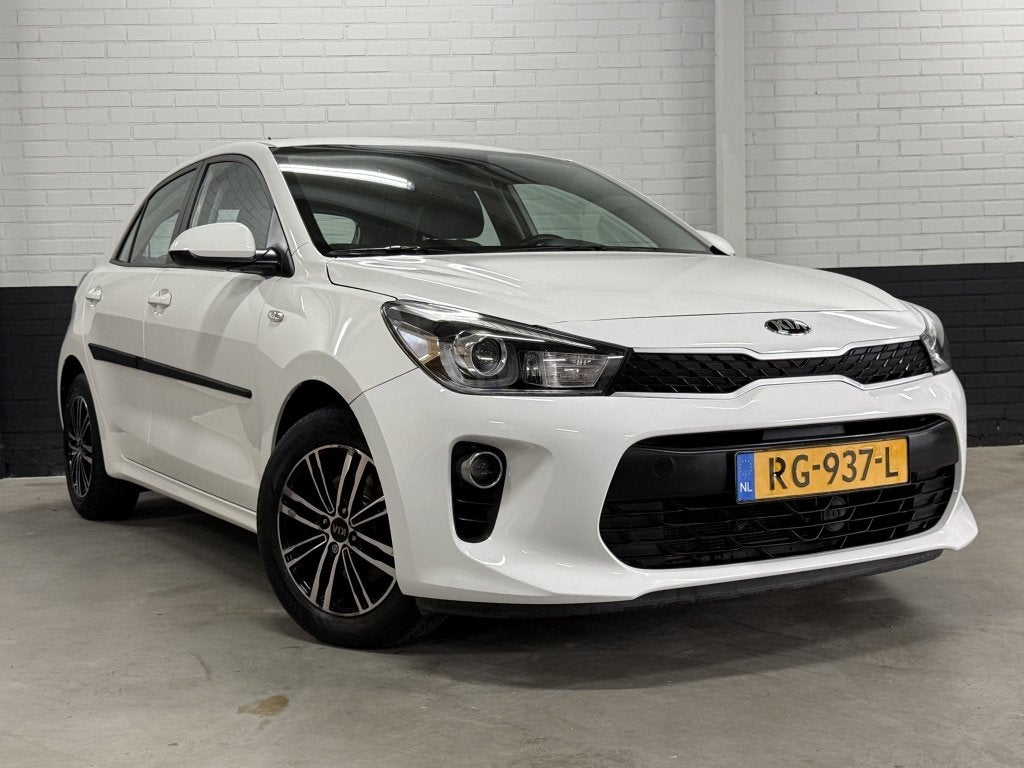Kia Rio 1.0 TGDI Comf PlusLine Navigator / Carplay / Camera, Auto's, Voorwielaandrijving, Gebruikt, Met garantie (alle), 1055 kg