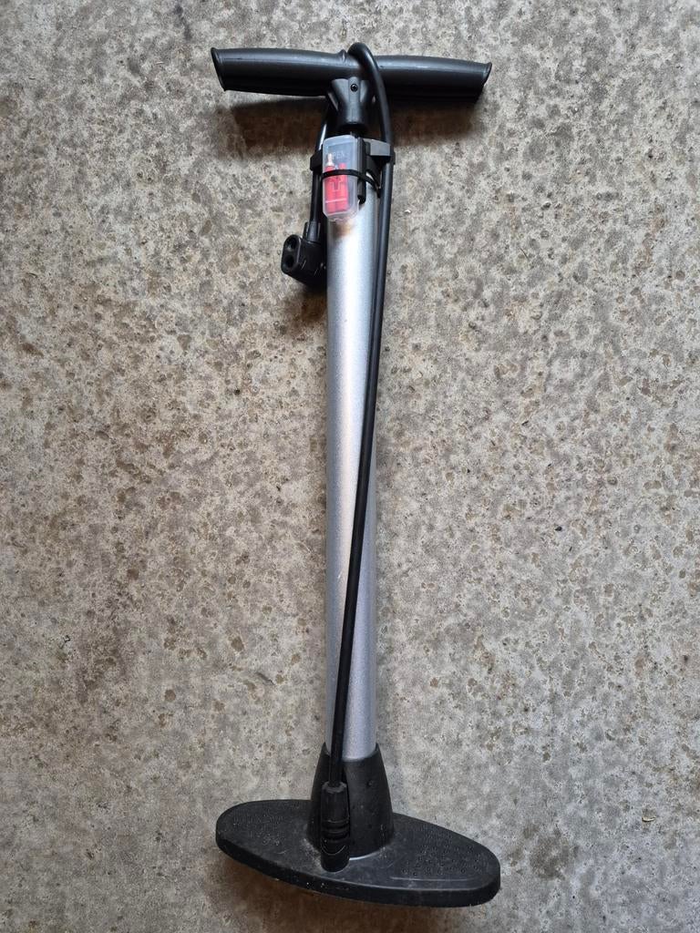 Fietspomp - Handige en compacte pomp, Ophalen of Verzenden, Gebruikt