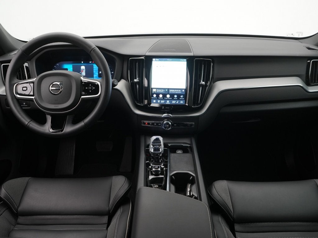 Volvo XC60 2.0 T8 AWD+ Black Edition | Pano | Harman/Kardon, Gebruikt, 4 cilinders, Leder en Stof, Zwart